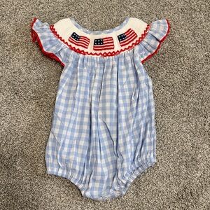 Busy Bee Smocks American Flag